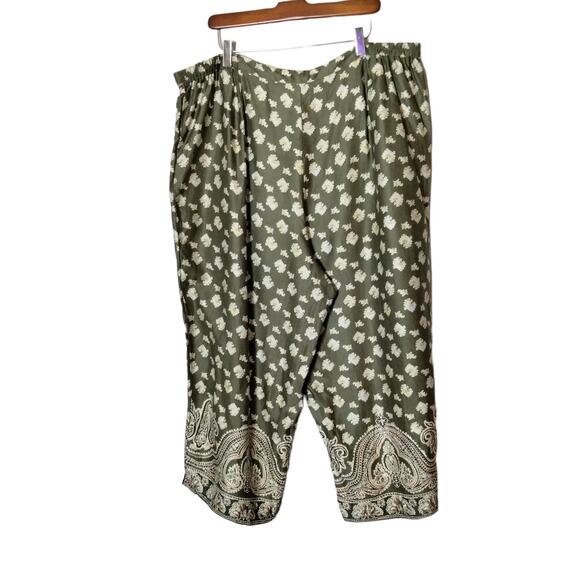 Islander Women's Sz 24W Green Tropical Paisley Cropped Pants Green Elastic Waist - Picture 4 of 4